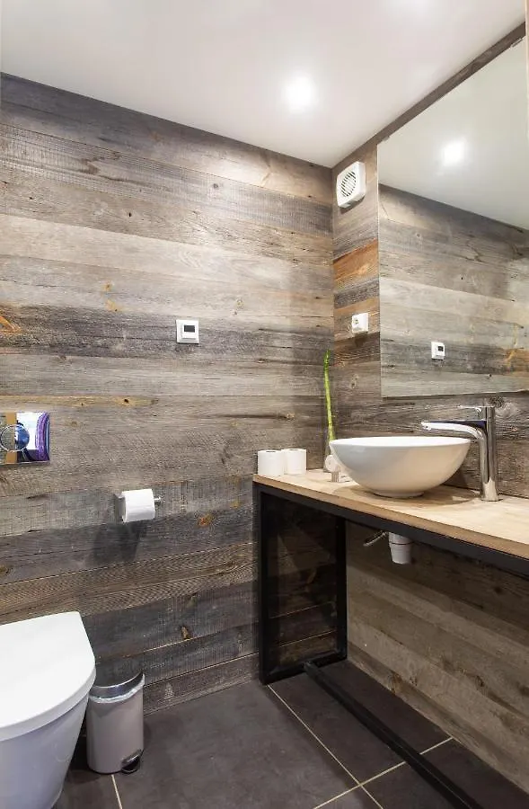 Chalet Les Vieux Murs Alpe d'Huez 0*,